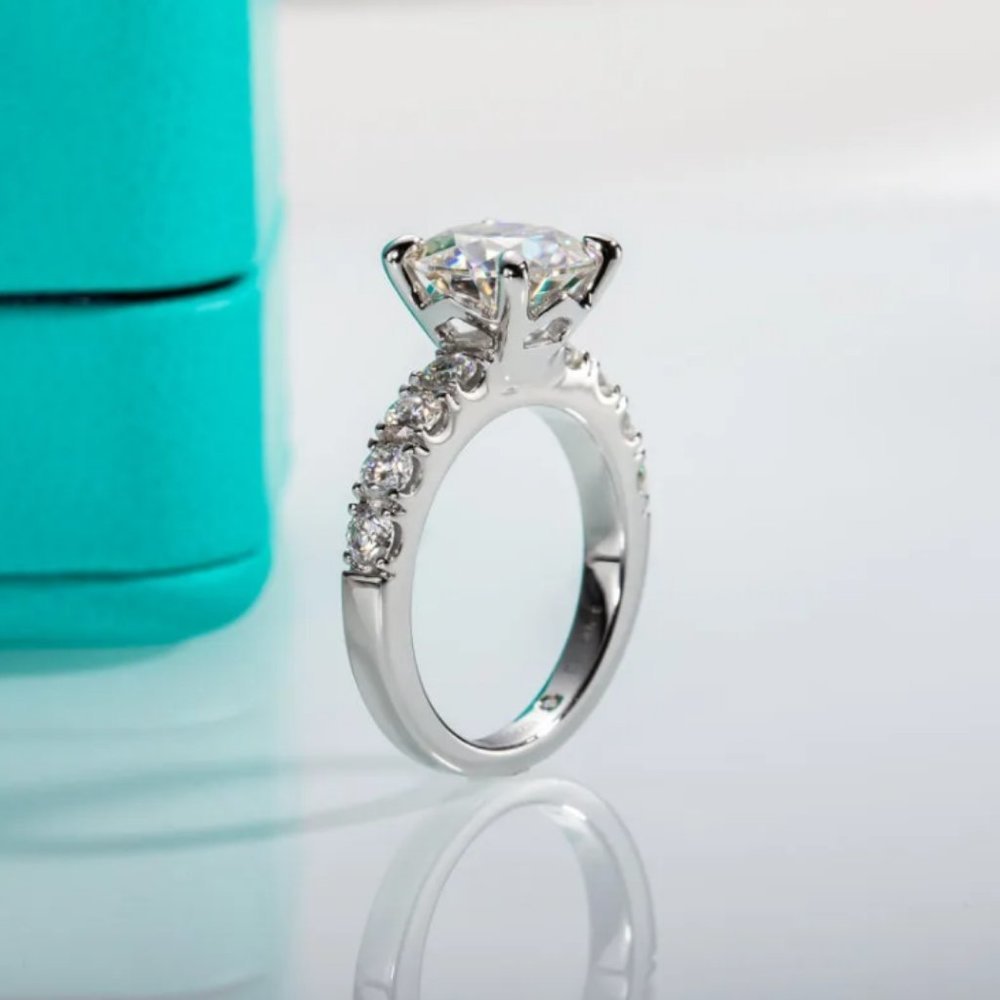 Certified 4.3 ct. t.w. Moissanite Diamond 4 Prone Solitaire Engagement Ring NEW - Picture 6 of 15